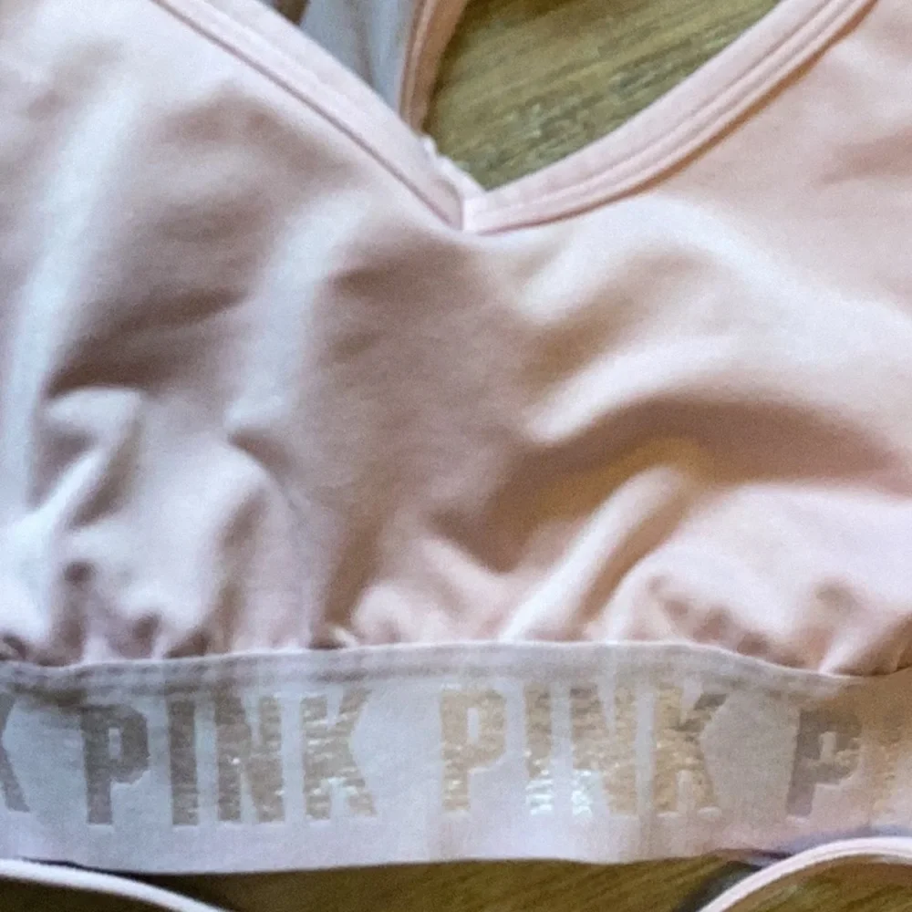 VS PINK Bras group of 4 - Picture 3 of 7
